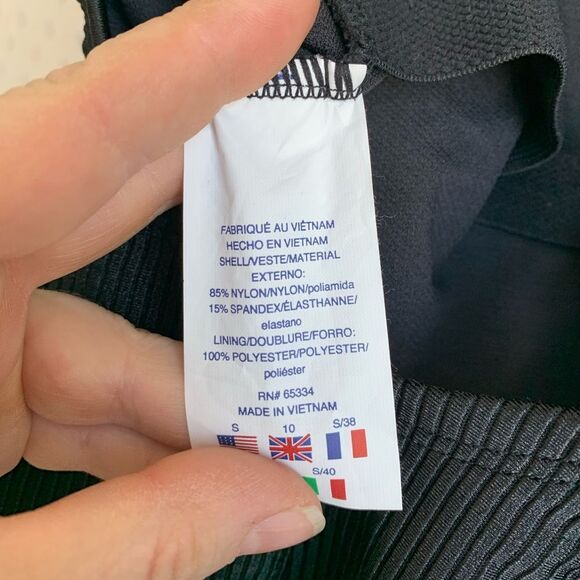 NEW! Reebok Classic Ribbed One-Piece Swimsuit Bathing Suit Swim Black Small PW13 - Picture 5 of 7